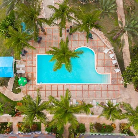 Hotel Playazul Barahona Екстериор снимка